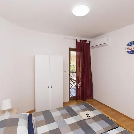 Guest house Nada