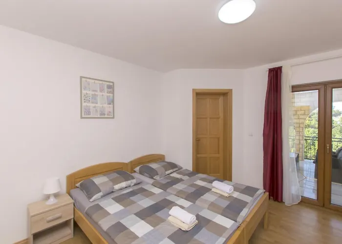 Nada Gostinjska kuća 3*